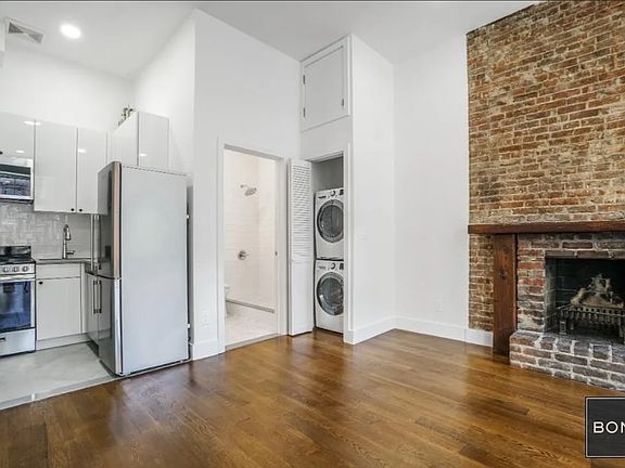 2nd image of 157 W 72nd St APT 3F