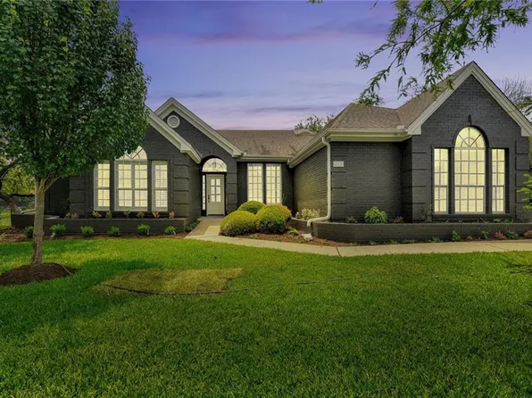 212 Palos Verdes Dr, Lakeway, TX 78734