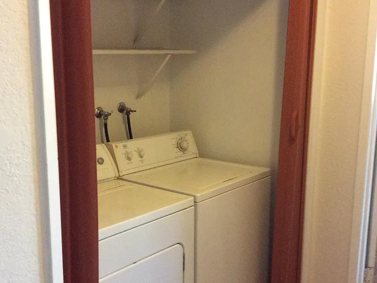 610 Jeremy Ct — Photo 8
