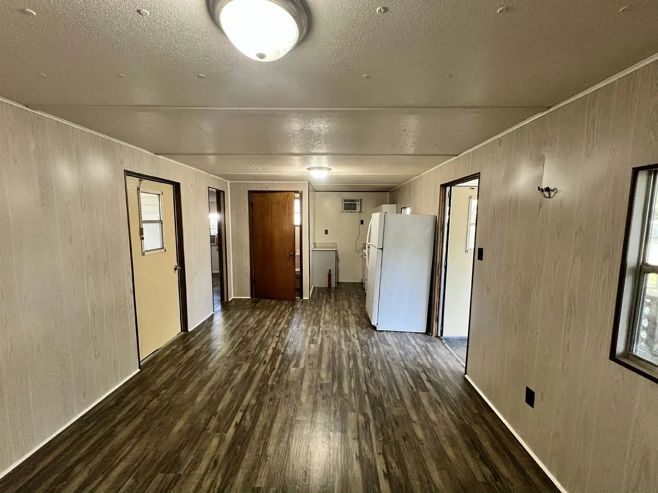1 bed, 1.0 bath, $800 — Photo 2