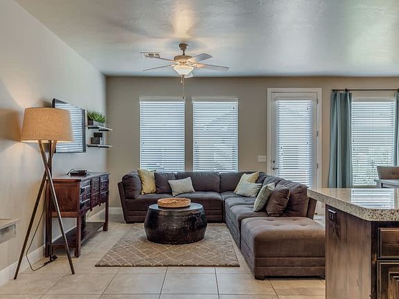 3rd image of 4148 E Torrey Pines Dr