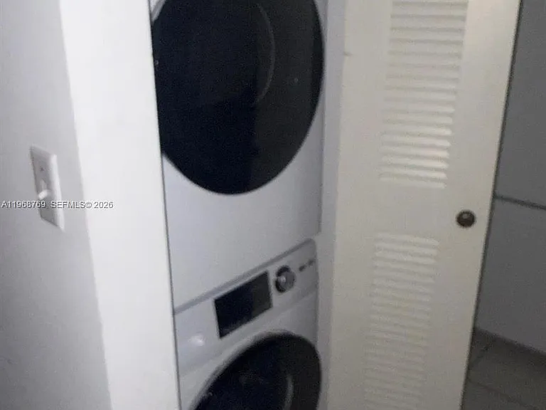 9156 Collins Ave #204 — Photo 17