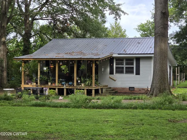 110 Shady Ln, Saltillo, TN 38370