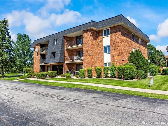 5th image of 9208 W 140th St APT 2SW
