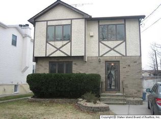 28 Everton Ave, Staten Island, NY 10312