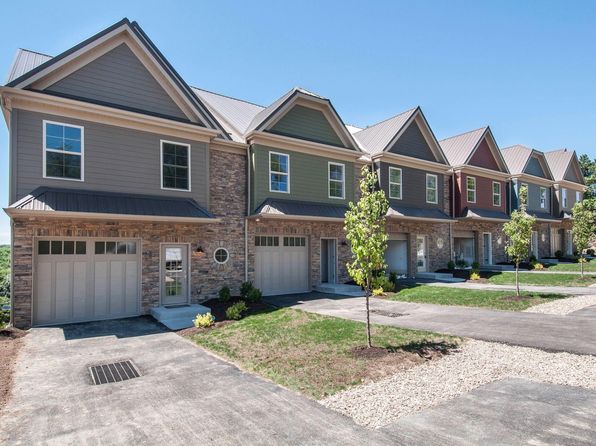 409 Moon Run Ave