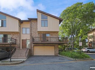 175 Fort Lee Rd APT 3, Leonia, NJ 07605