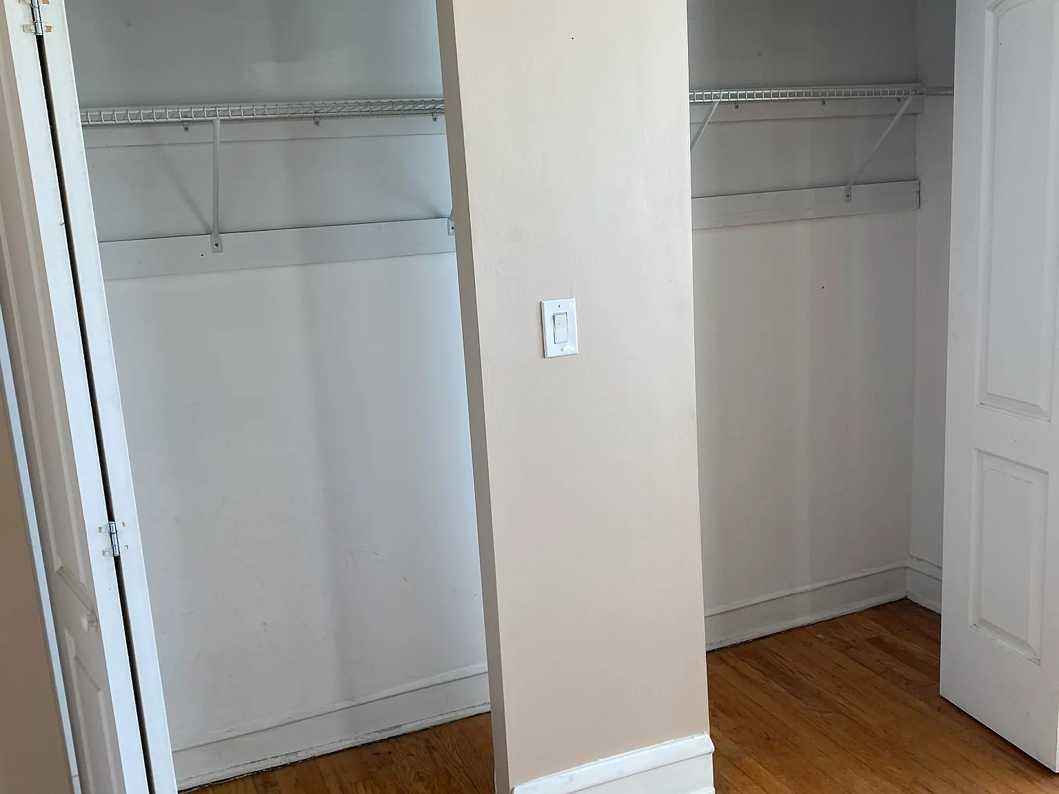 10012 S King Dr — Photo 3