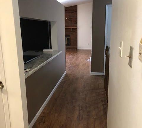 4th image of 6121 Sunnymeadow Ct