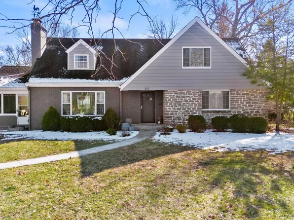 311 Forest Ave, Wyoming, OH 45215