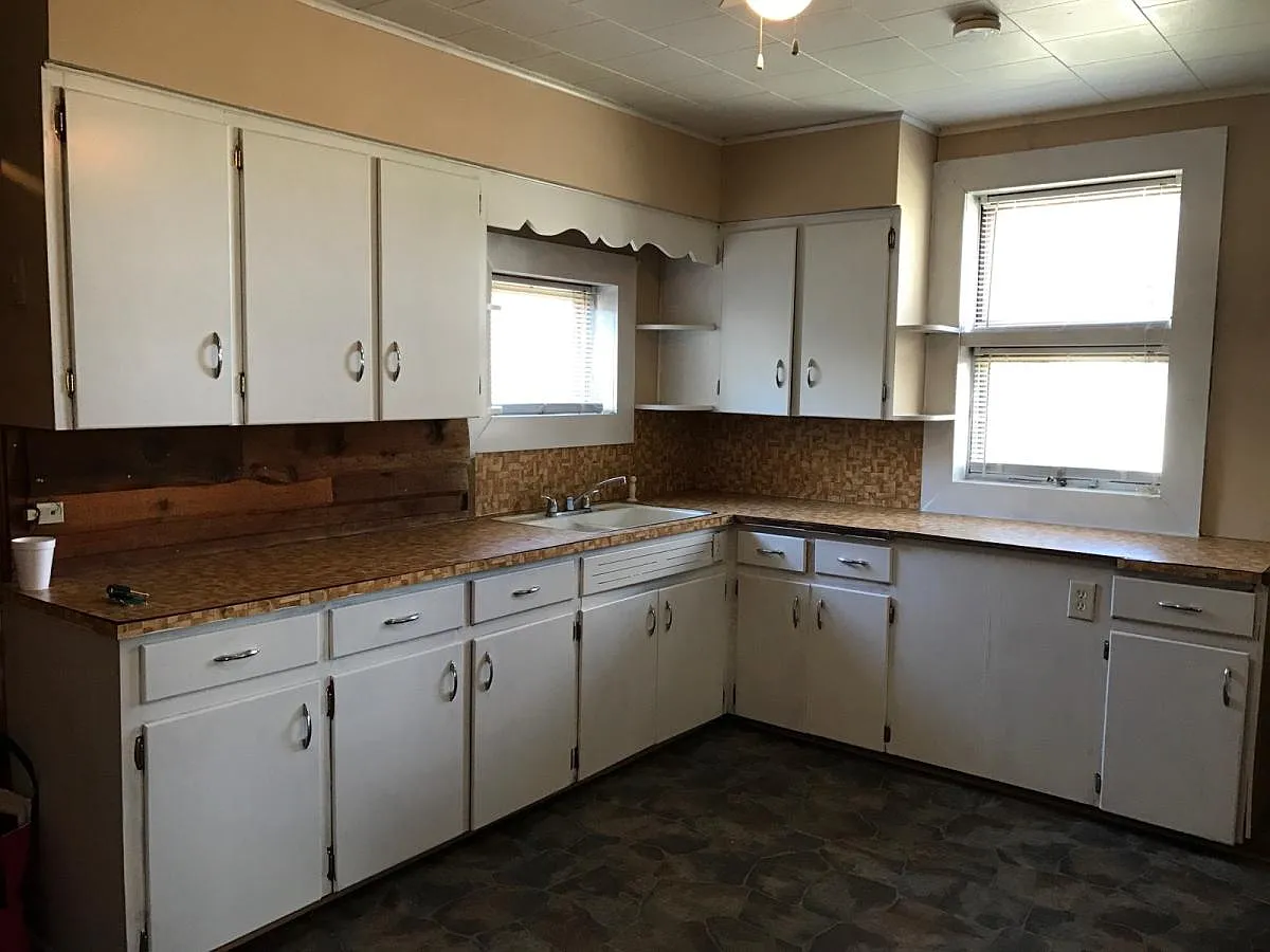 3 bed, 1411 sqft, $1,150 — Photo 3