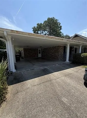 4901 Purdue Dr — Photo 14