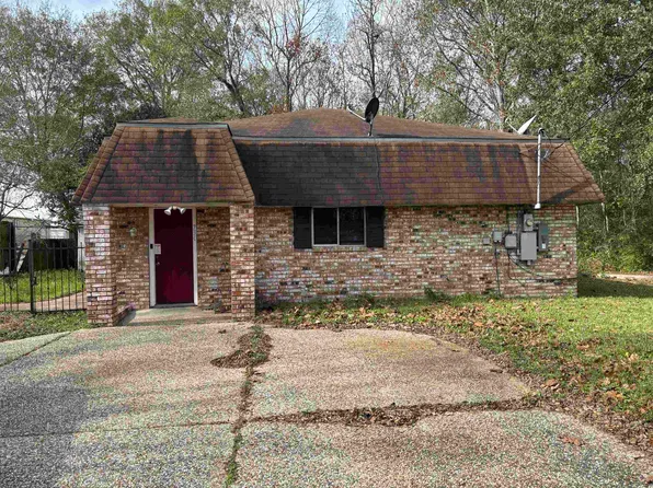 790 Pinchback Rd, Beaumont, TX 77707