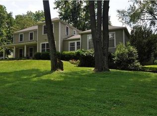 12500 Ridge Rd, Anchorage, KY 40223