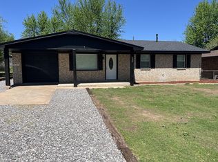311 E Tennapee Ave, Fletcher, OK 73541