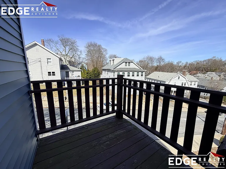 135 Nonantum St — Photo 11