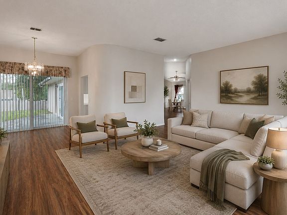 3rd image of 10435 Crestfield Dr