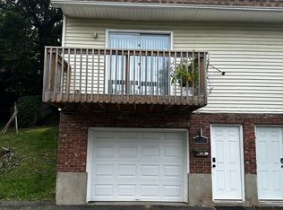 320 Waterville St, Waterbury, CT 06710