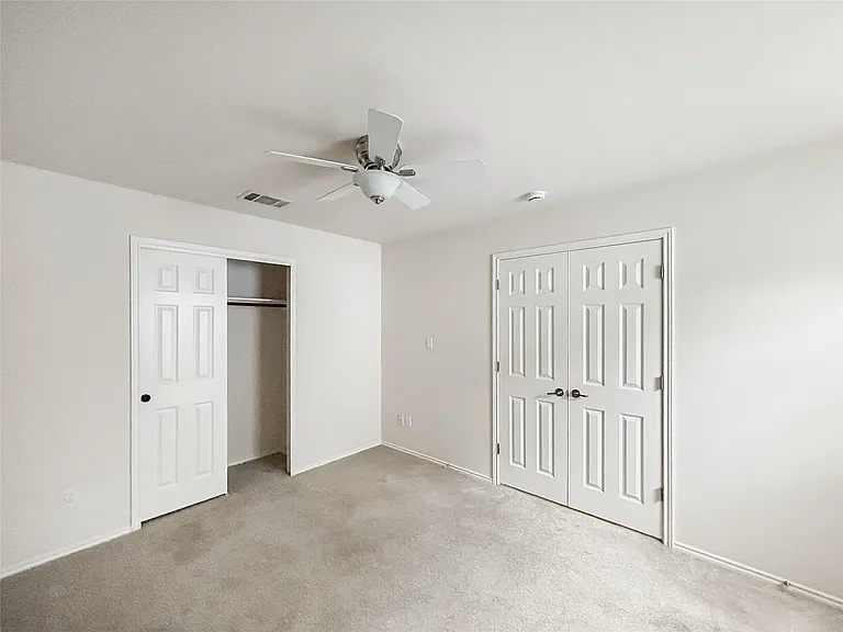 7810 Squirrel Hollow Dr — Photo 27