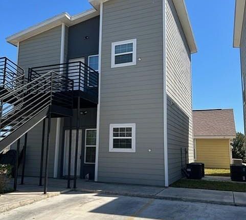 3rd image of 1513 Quitaca Dr