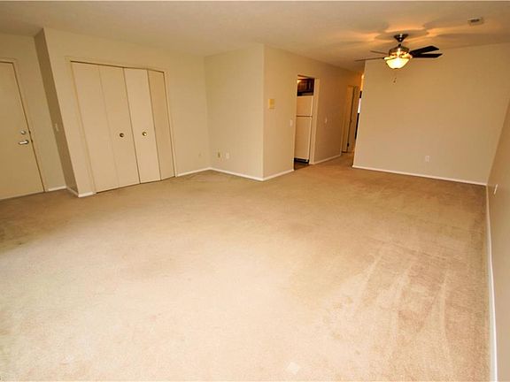 4th image of 6475 Princeton Ct #D-202