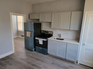 6112 N Broad St #2F & 3F, Philadelphia, PA 19141