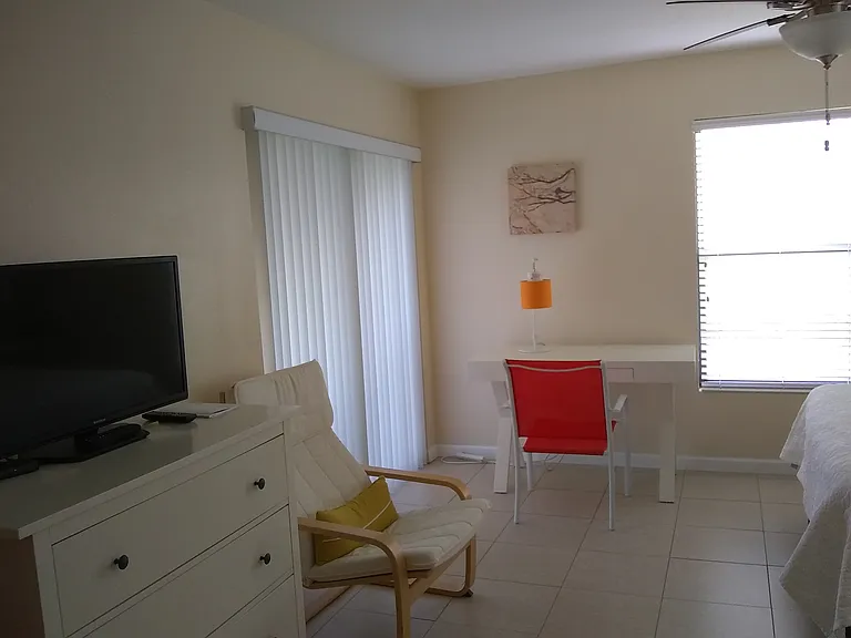8474 Charter Club Cir #25 — Photo 8