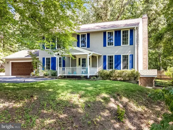 2059 Farragut Dr, Stafford, VA 22554