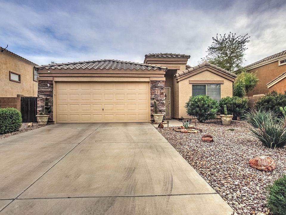 1st image of 551 E Dragon Springs Dr