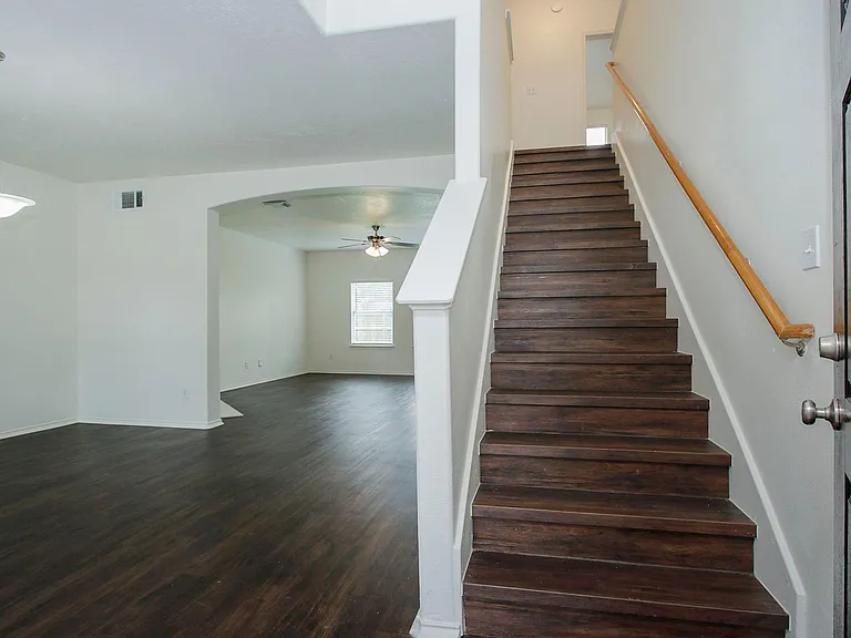 20102 Glacier Falls Dr — Photo 3