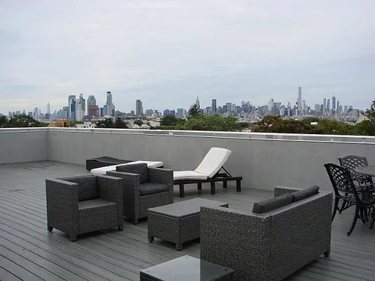 Rented by ABCO Commercial Properties, LLC | media 25