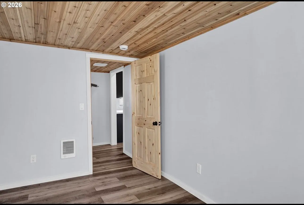 2 bed, 672 sqft, $850 — Photo 1