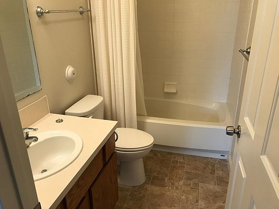 3rd image of 2119 Meppen Dr