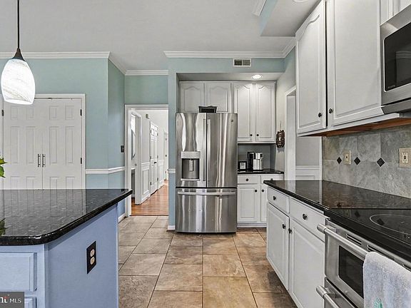 5th image of 2401 Cabernet Ct