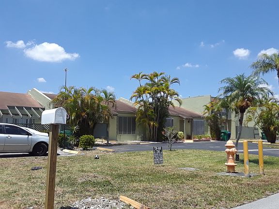 2nd image of 20428 NW 15th Ave #3-6