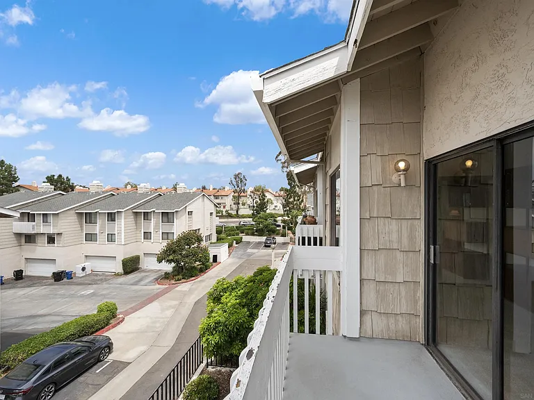 4064 Mahaila Ave #C — Photo 25