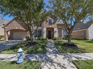 2105 Asbury Ct, Pearland, TX 77581