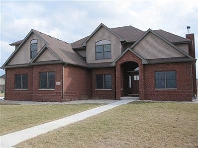 1st image of 990 Granite Dr