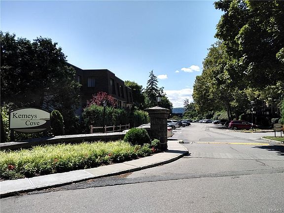 3rd image of 306 Kemeys Cove Ave