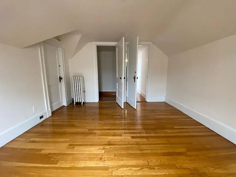 35 Glenmont Rd #2 — Photo 17