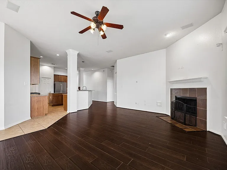 19114 Mercant Mark Ln — Photo 12