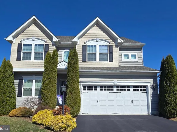 1134 Alta Vista Way, Seven Valleys, PA 17360