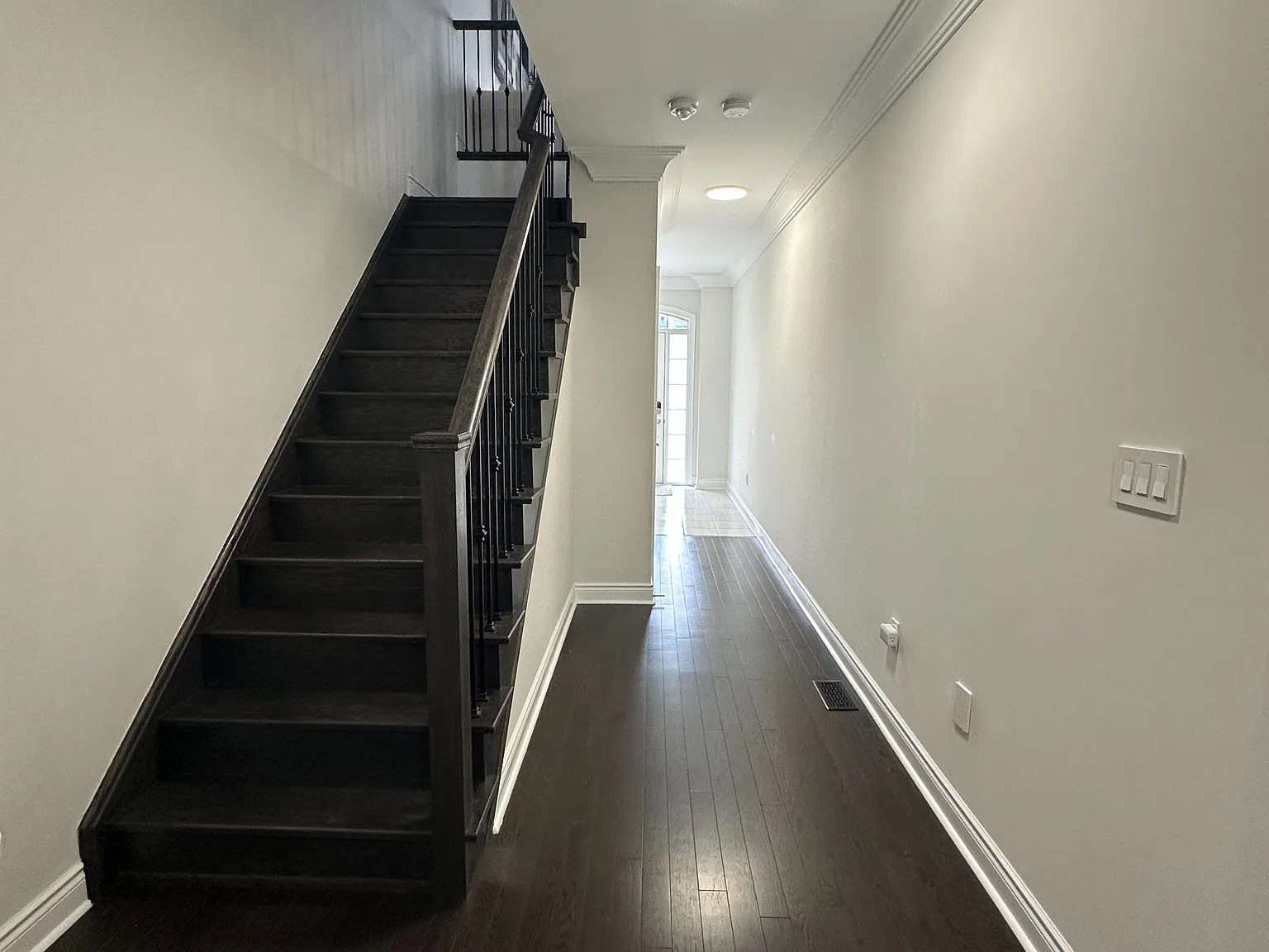 3 bed, $4,250 — Photo 3