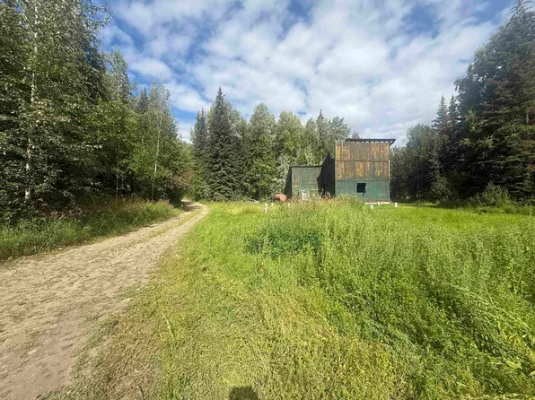 419 N Grange Hall Rd, Fairbanks, AK 99712