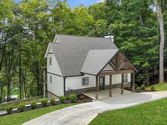 2nd image of 1530 Ridgeview Run Lot 26&27