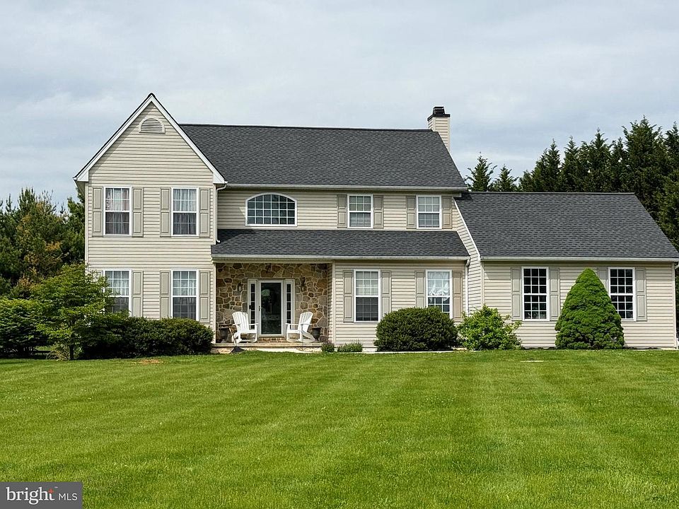 1st image of 268 W Branch Rd