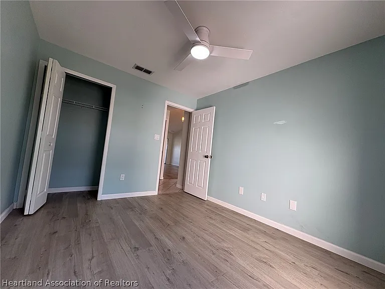 406 Stephen Dr — Photo 11