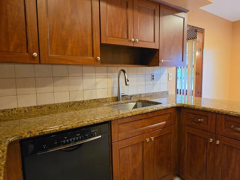 12 Palisades Ct — Photo 6