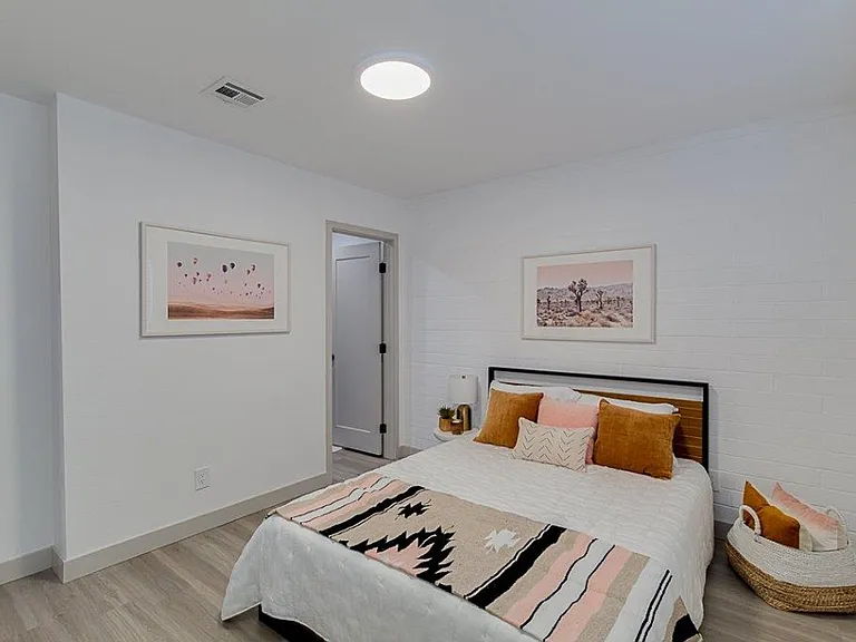 Luxury 2 Bed / 2 Bath Double Primary Apartment Near Old Town Scottsdale | Private Patio + 1 Month... — Photo 7
