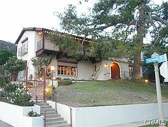3rd image of 2385 Hill Dr